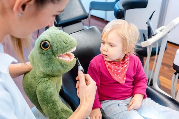 Найти своего и успокоиться: 5 способов выбрать хорошего детского стоматолога и перестать волноваться. Ребенок у стоматолога