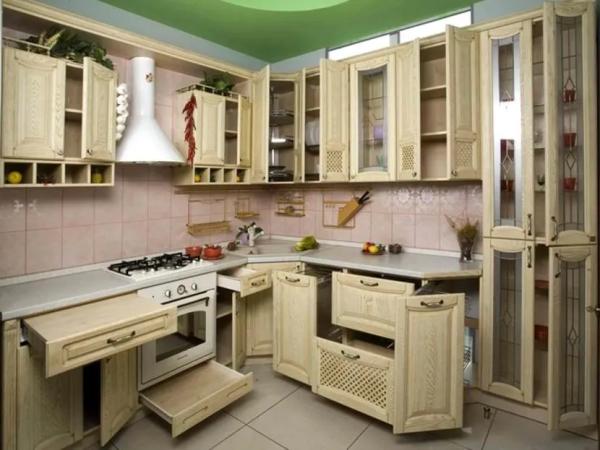 Какой фасад для кухни лучше выбрать: обзор популярных и практичных материалов