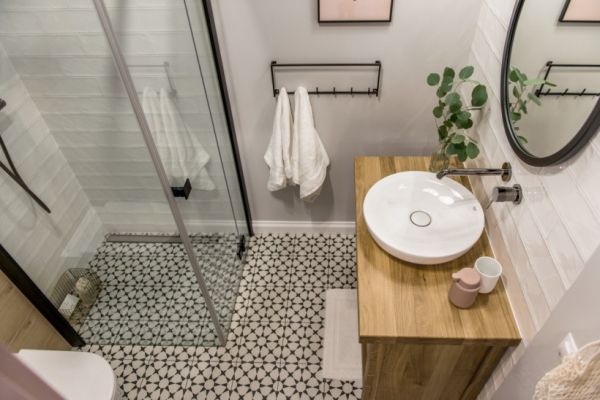 Маленькая ванная комната дешево и красиво фото (100+ фото)