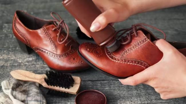 Как удалить потертости с обуви