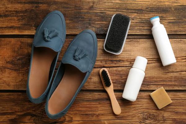 Химчистка обуви: секретные средства, которые позволяют поддерживать чистоту любимой пары. Чем чистить обувь?